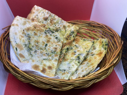 SPINACH & CHEESE NAAN